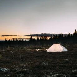 Breheim Lavvo -Outnorth Butikk urberg breheim lavvo